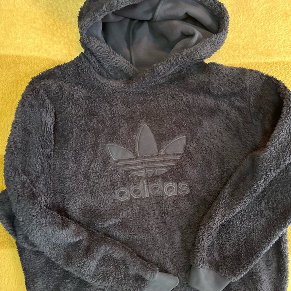 Adidas wool/cashmere pullover size XL